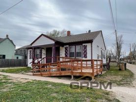 7 N Elm St - Photo 1 of 1