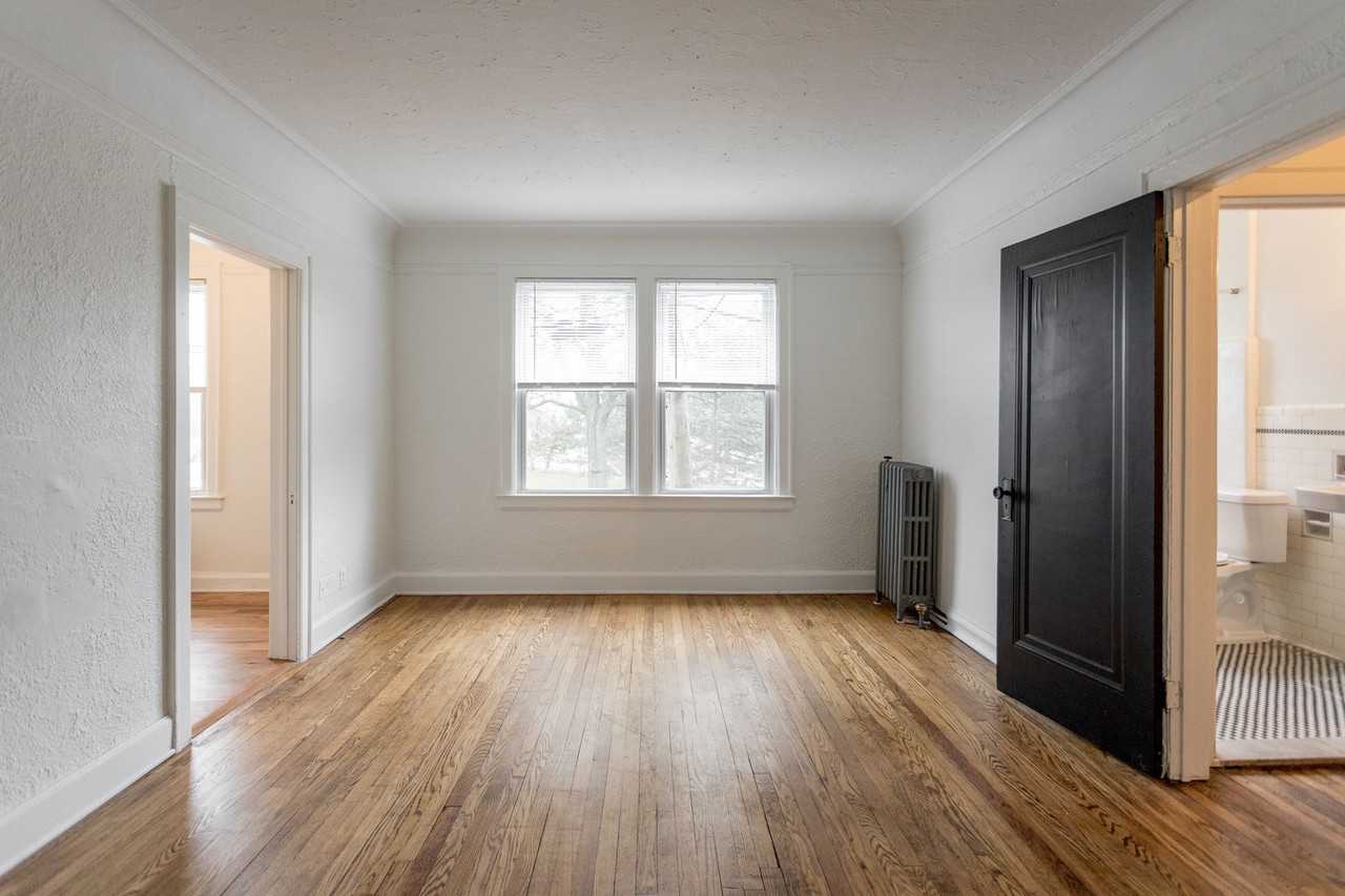 Glynn Court Apartments - Photo 5 of 37