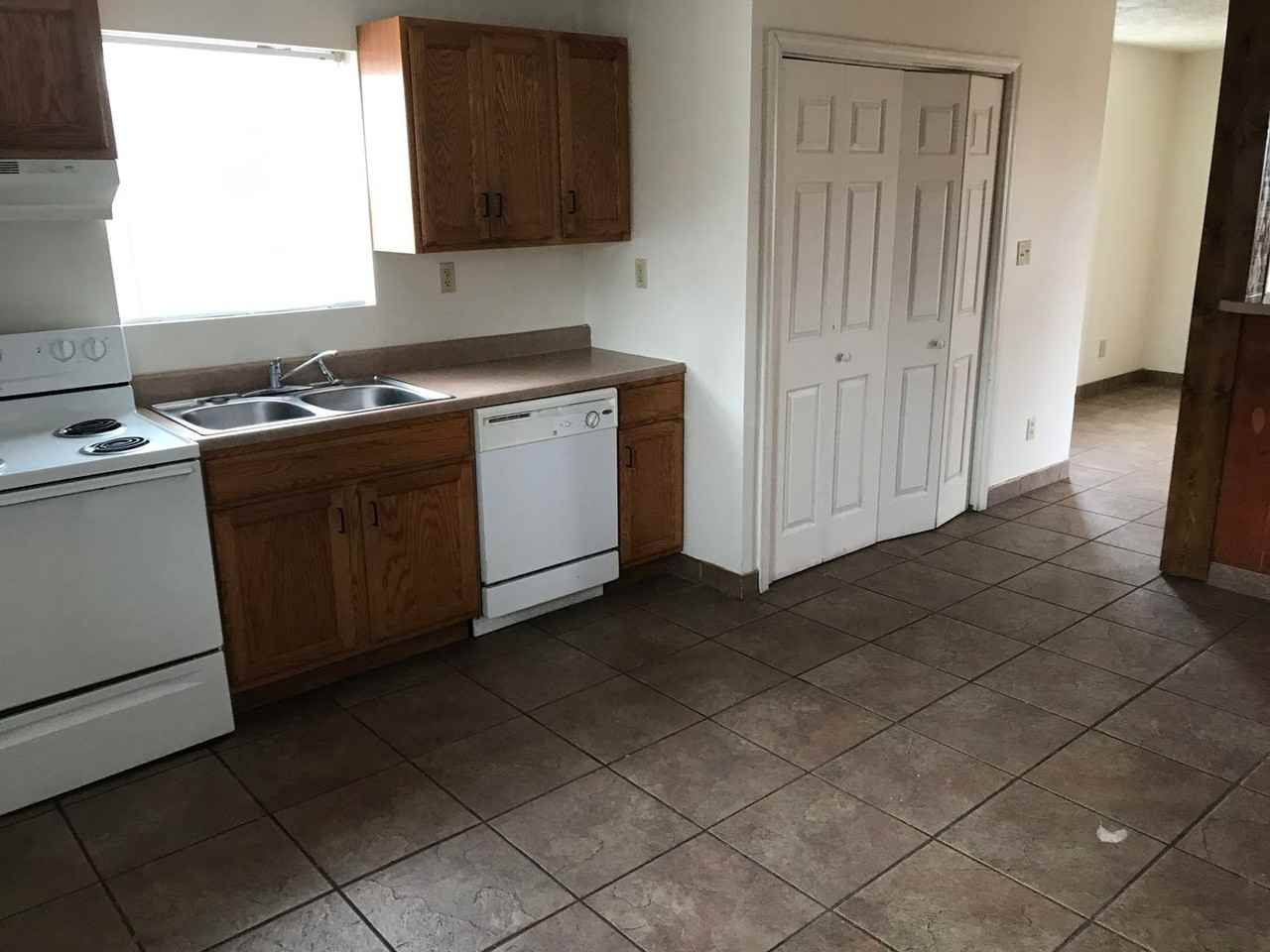COL401 - Photo 4 of 21