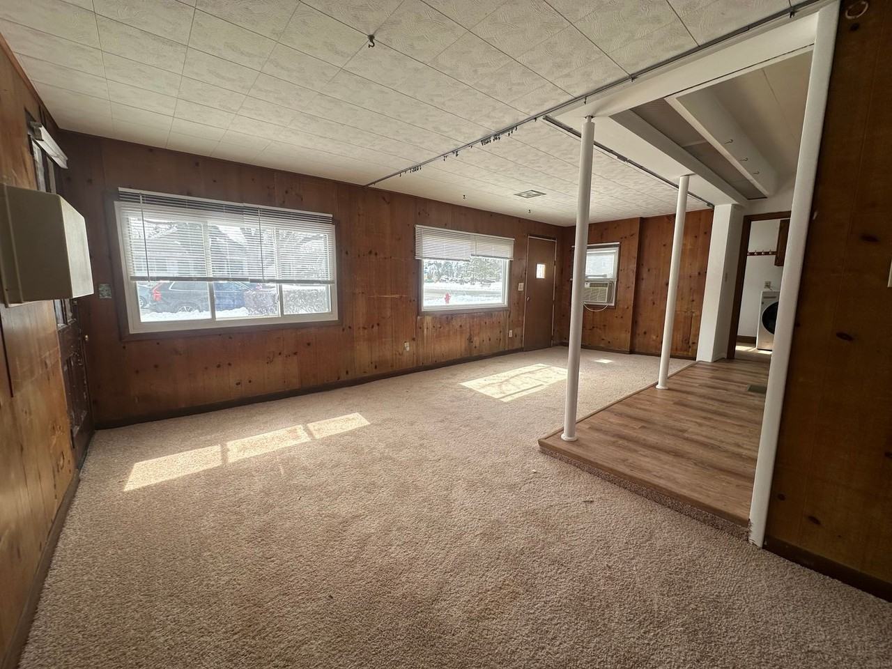 100 Valley View St - Photo 4 of 12