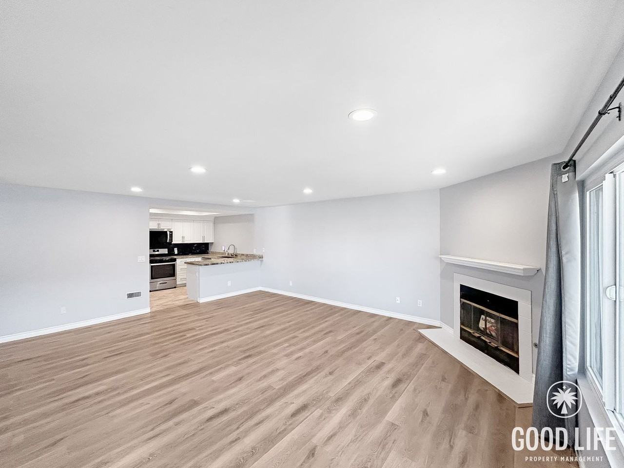 10246 Norma Gardens Dr #8 - Photo 3 of 18