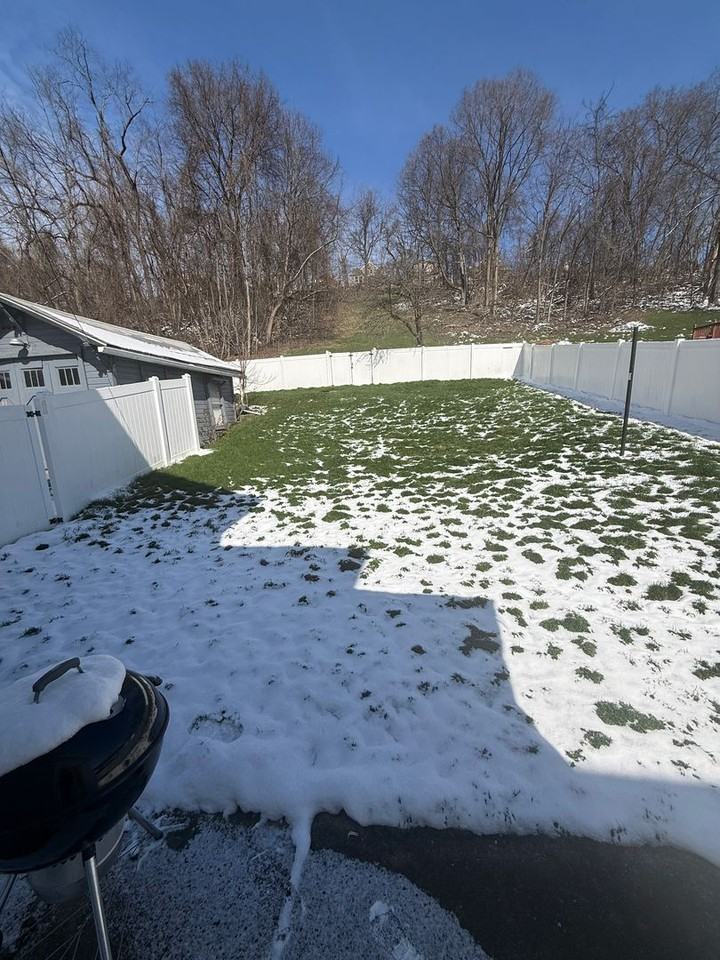 229 E College St - Photo 6 of 26