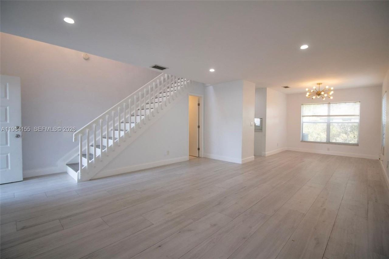 4844 Grapevine Way - Photo 6 of 18