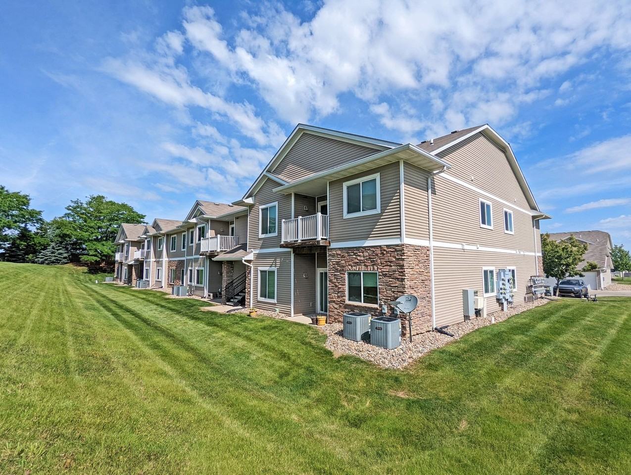 Sunset Terrace - Photo 2 of 40