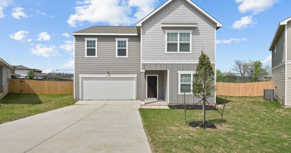 Beacon at Presidential Heights Rental Homes - Photo 2 of 21