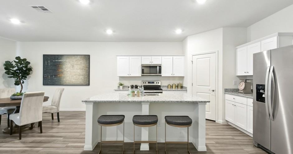 Beacon at Presidential Heights Rental Homes - Photo 5 of 21