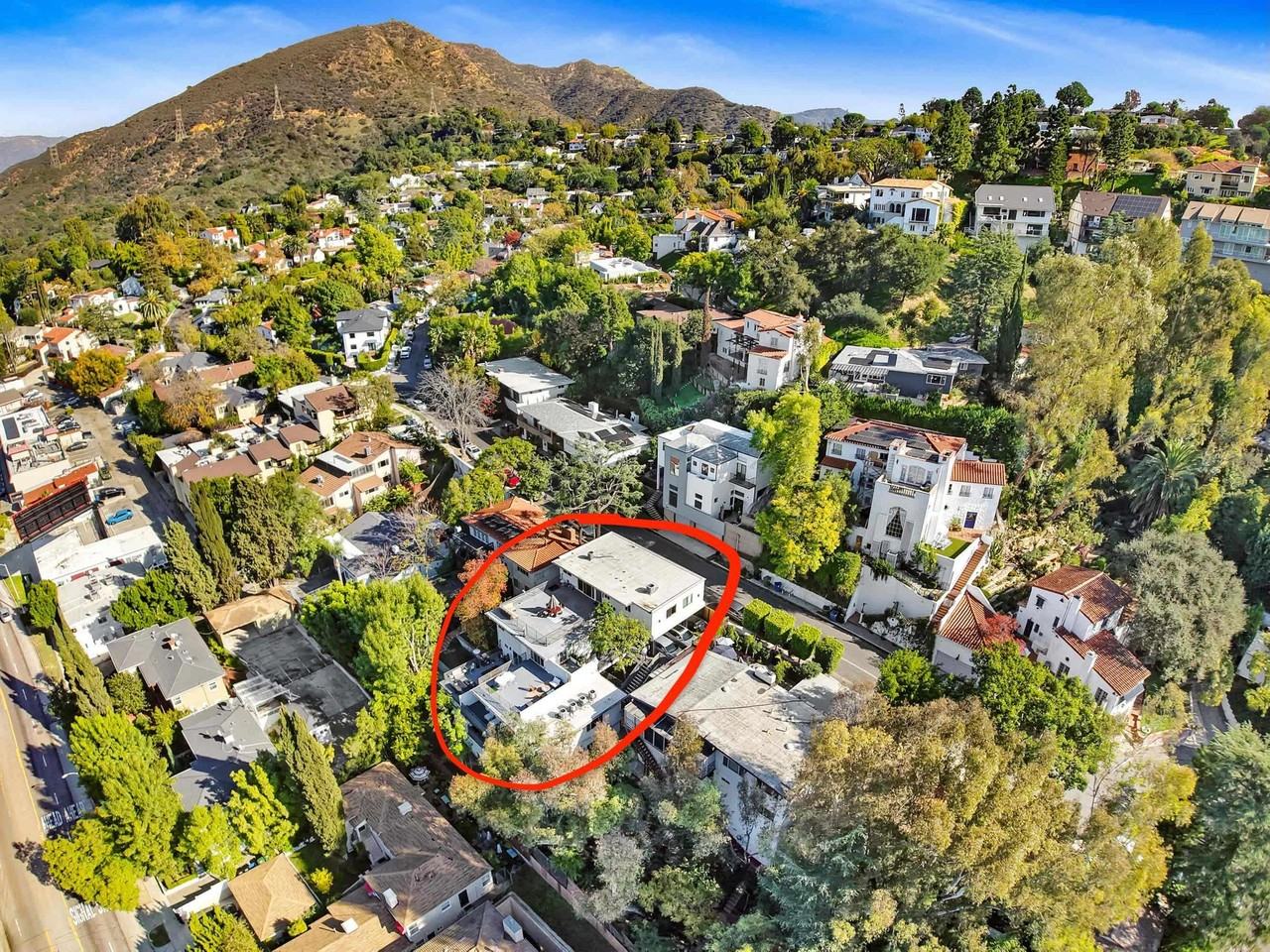 Hollywood Hills, tree lined street, perfect Mid - Photo 6 of 8