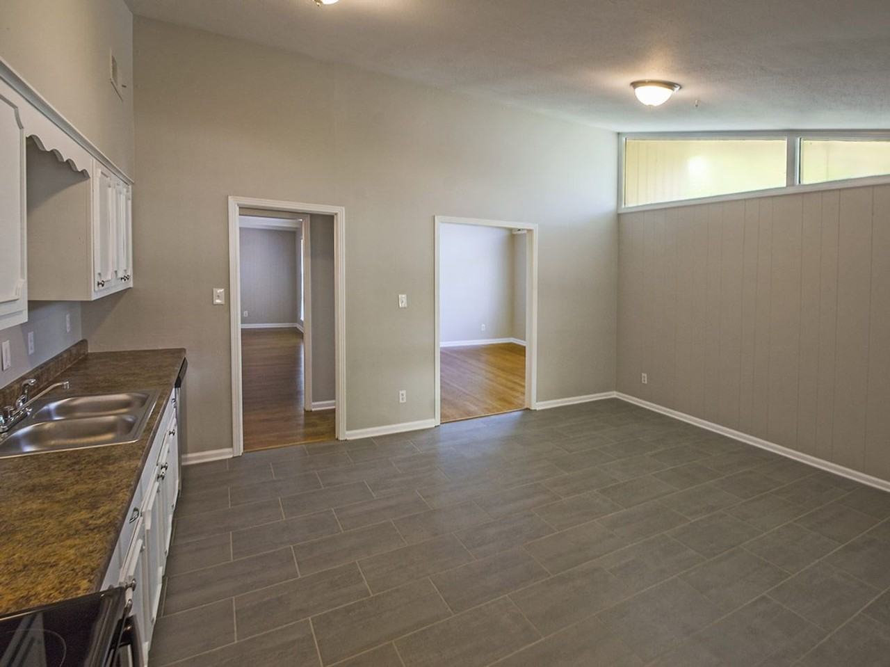 4756 Stage Rd - Photo 6 of 16