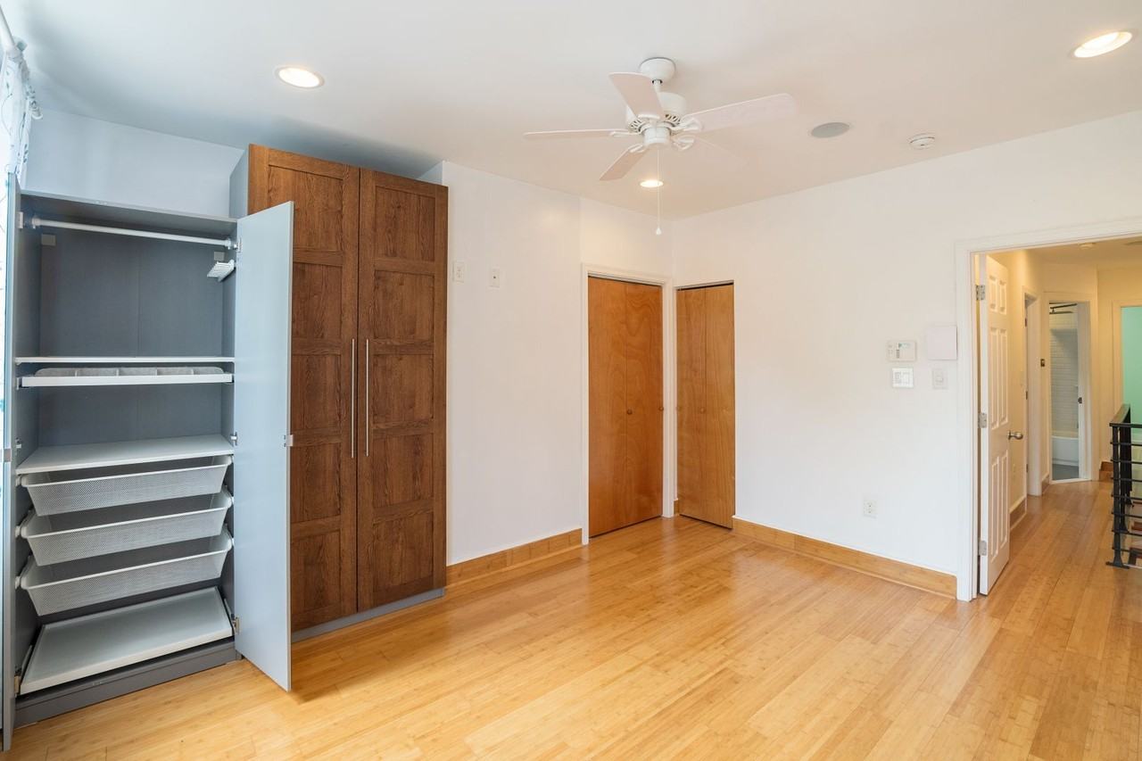 1820 S Sartain St - Photo 6 of 22