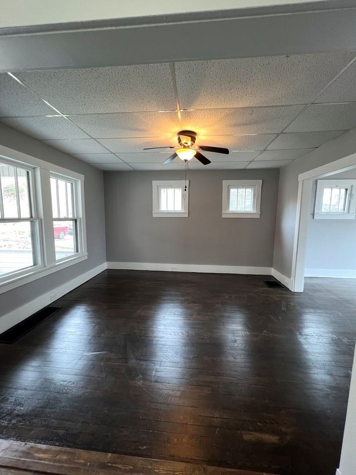 1635 Clairtonica St - Photo 2 of 10