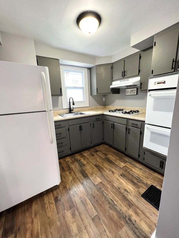 1635 Clairtonica St - Photo 4 of 10