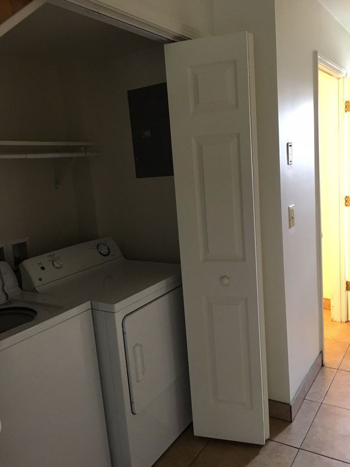 UNI514 - Photo 2 of 25