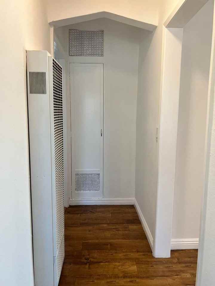 4172 S Hobart Blvd - Photo 7 of 15