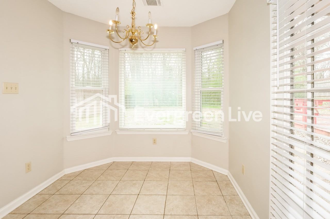 7035 Show Boat Ln - Photo 6 of 15