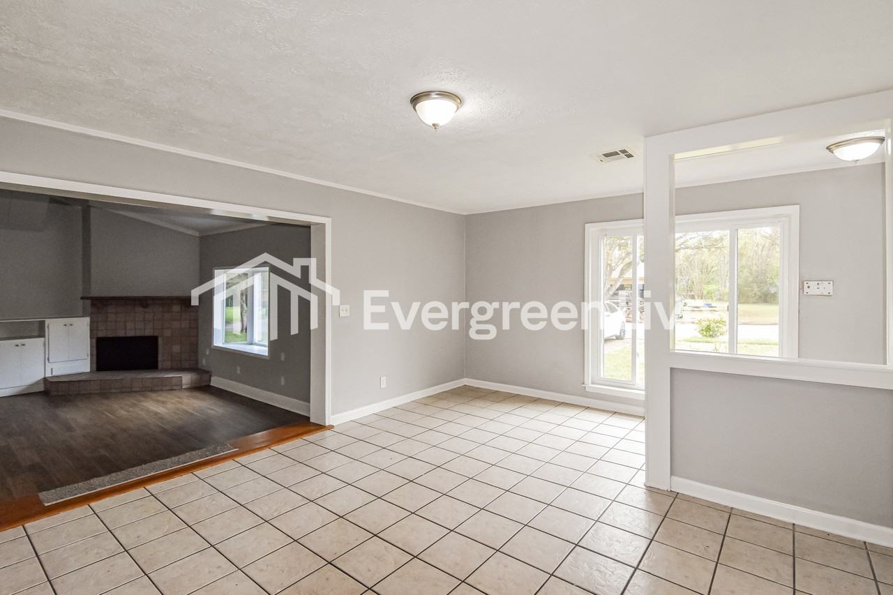 6295 Nature Dr - Photo 7 of 15