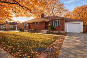 featured image of 1136 1136 / 1138 Navajo St