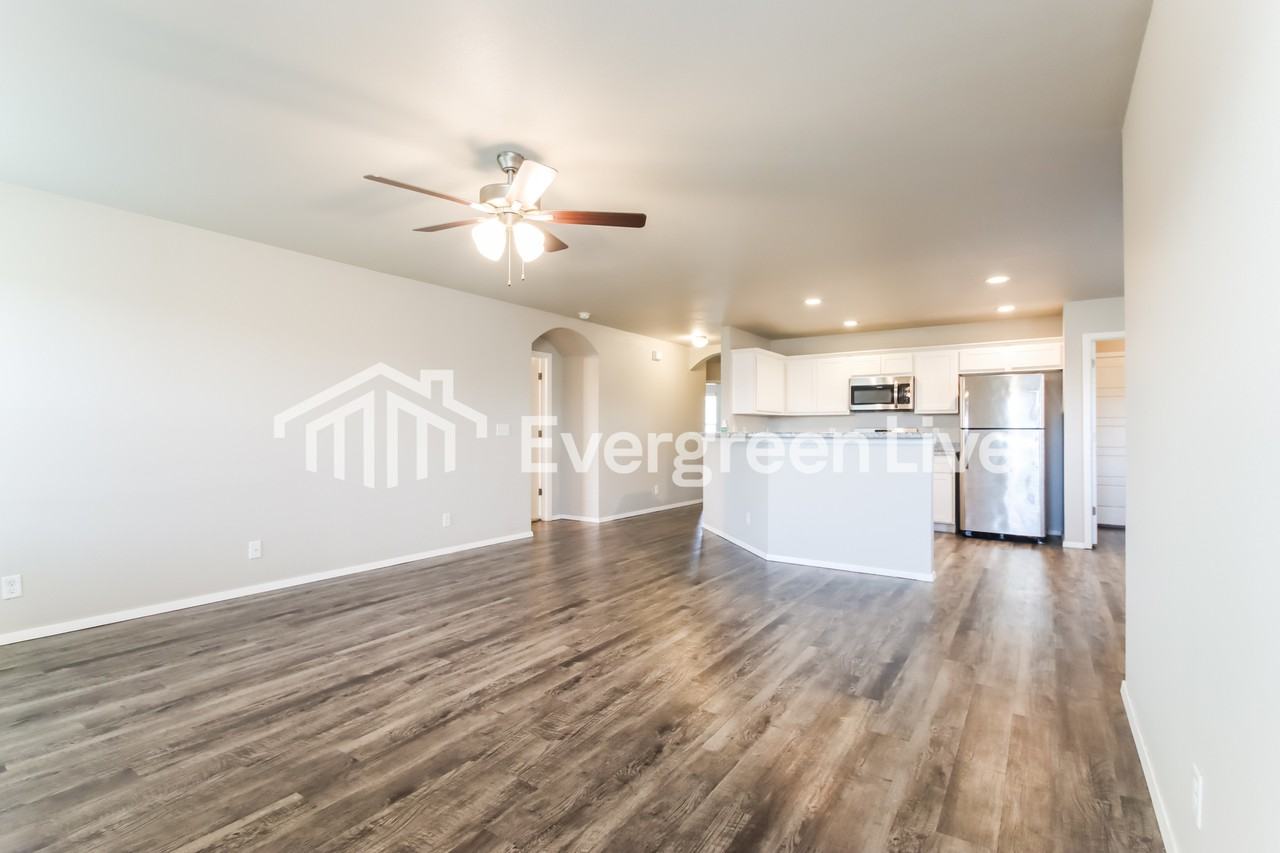 7430 E 159th Pl S - Photo 2 of 15