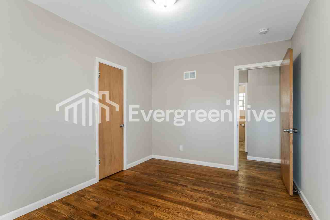 8015 Appleton Dr - Photo 7 of 11