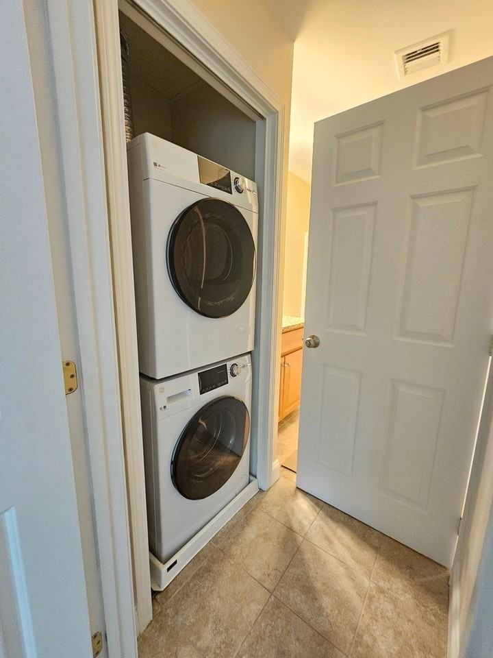 28 James St - Photo 4 of 5