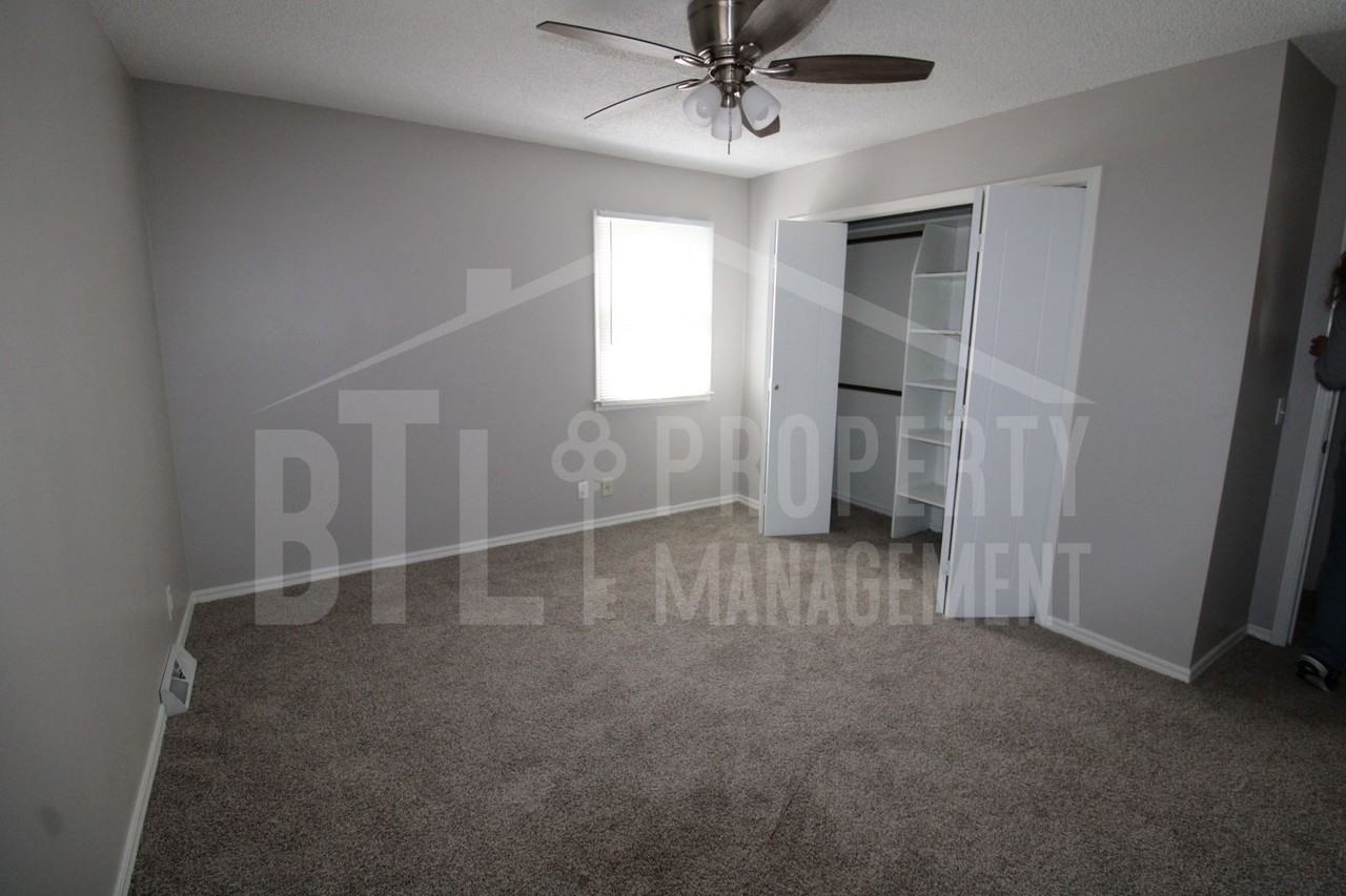 140 Dandelion Ct - Photo 4 of 5