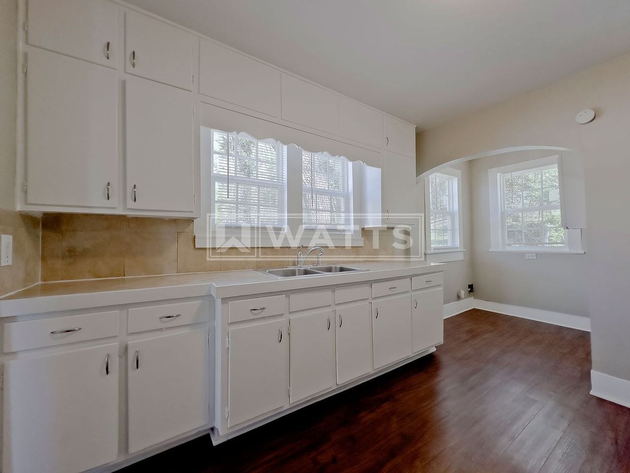 7025 4th Ave S - Photo 6 of 18