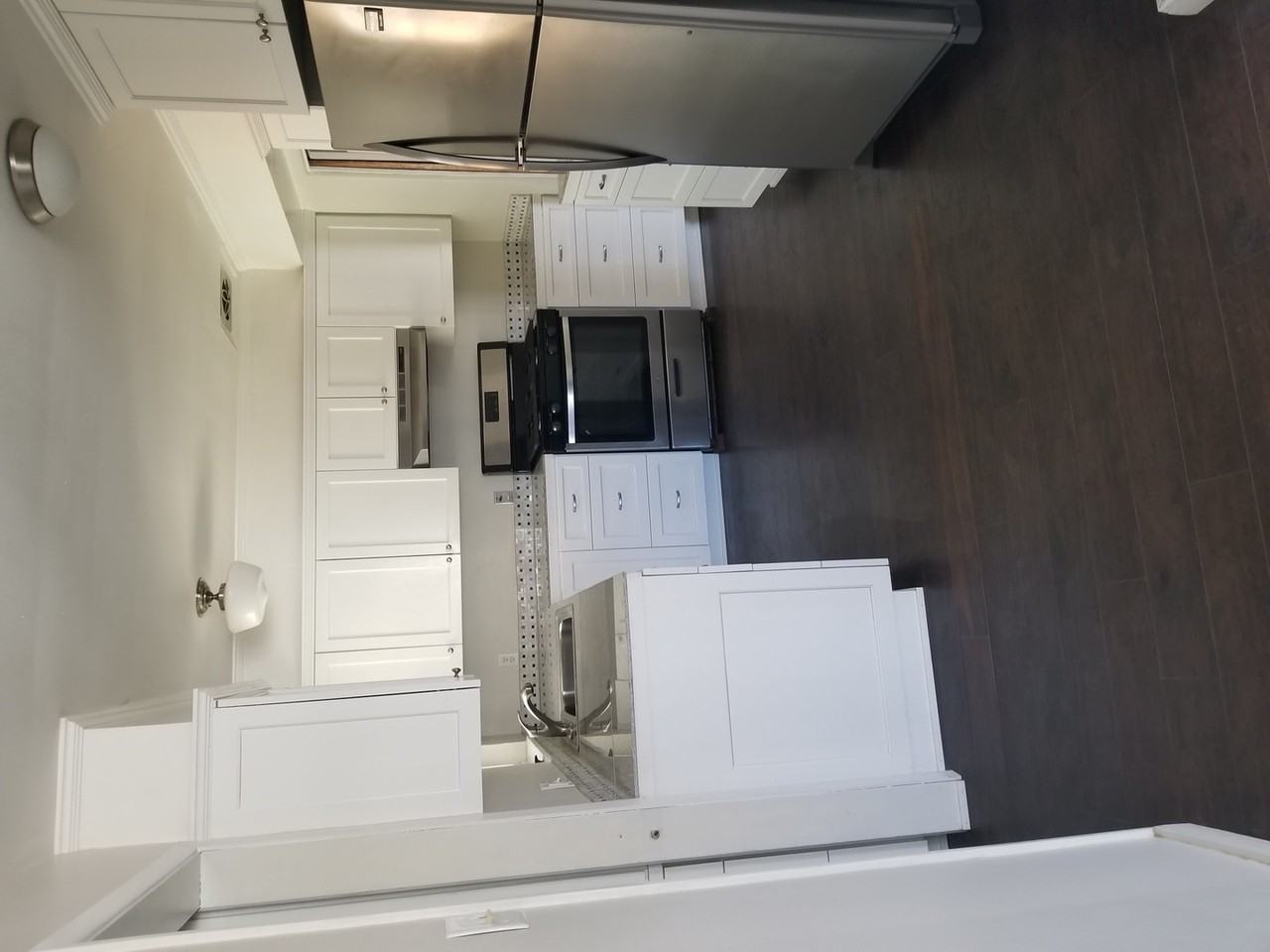 1360 Princess Ave - Photo 4 of 6