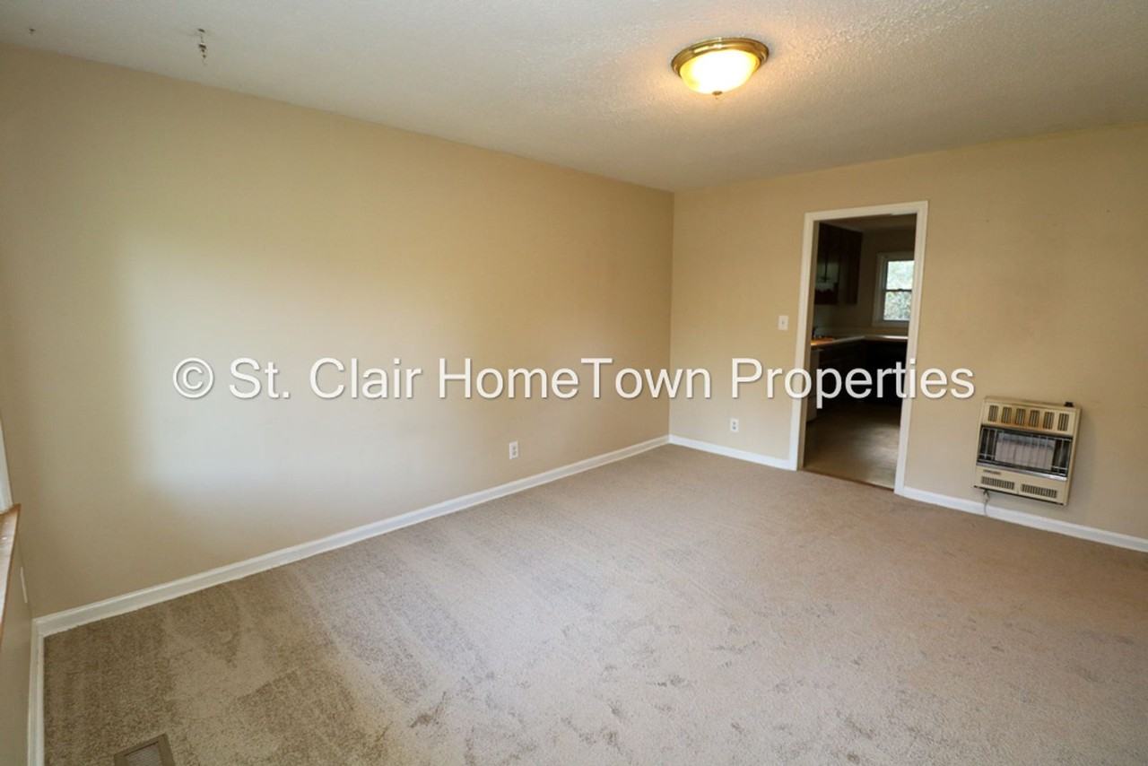 2820 Ridgeway Rd - Photo 3 of 23