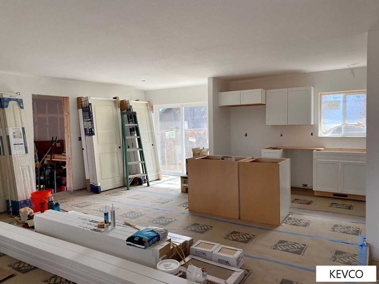 2401 Evergreen Dr - Photo 4 of 21