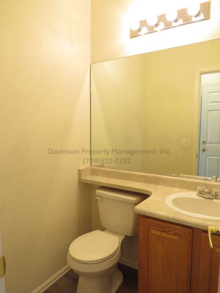 6463 Jules Dr - Photo 7 of 18