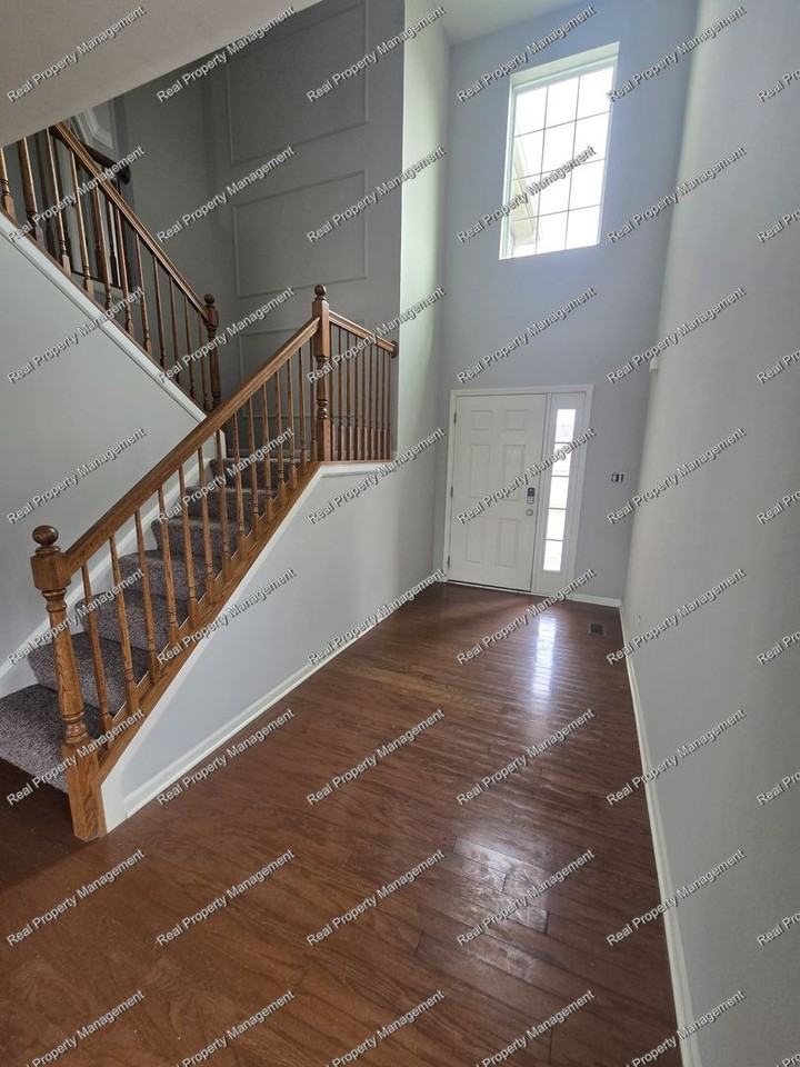 11178 Tennessee St - Photo 3 of 19