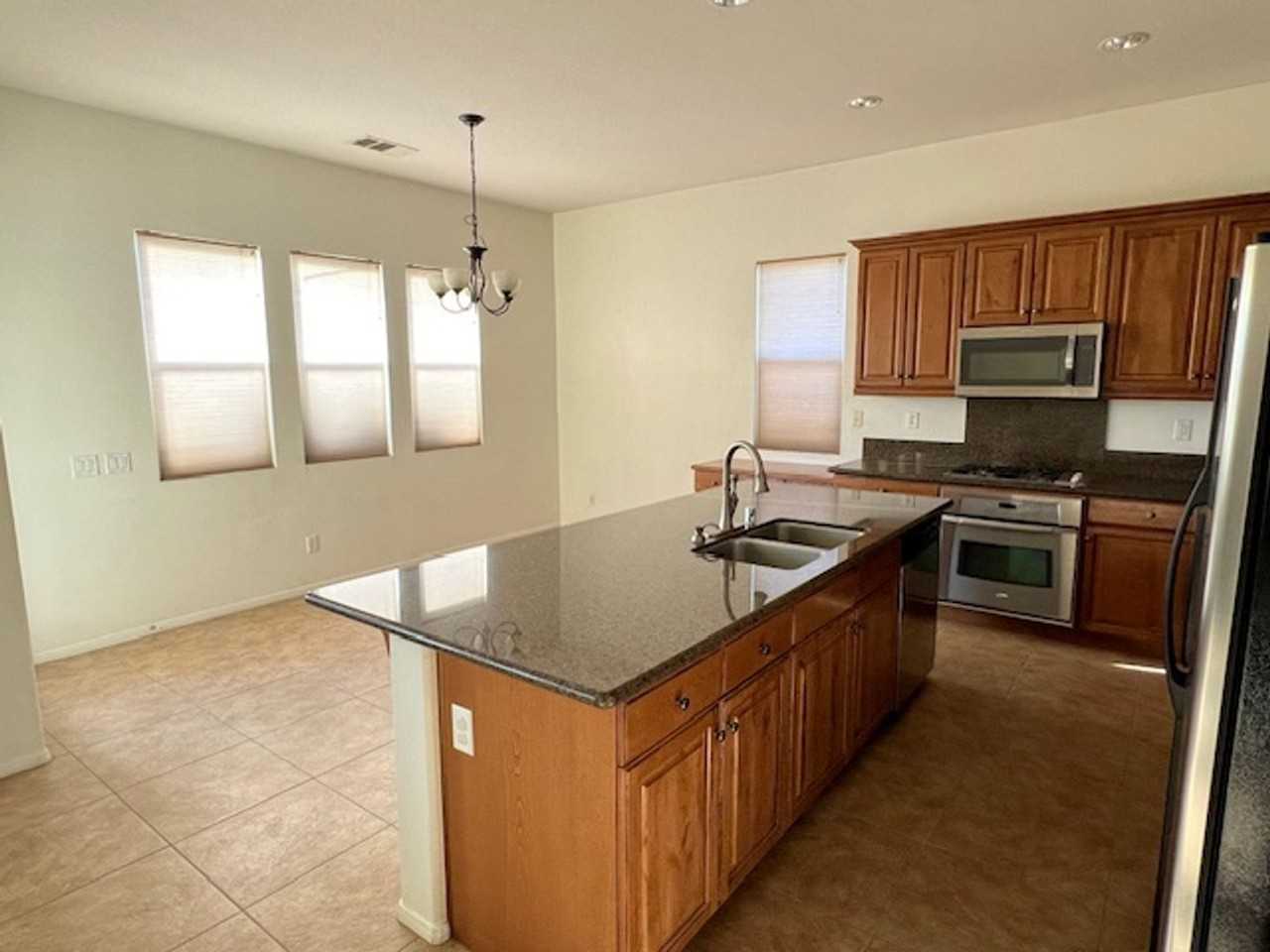 42375 Warner Trl - Photo 6 of 11