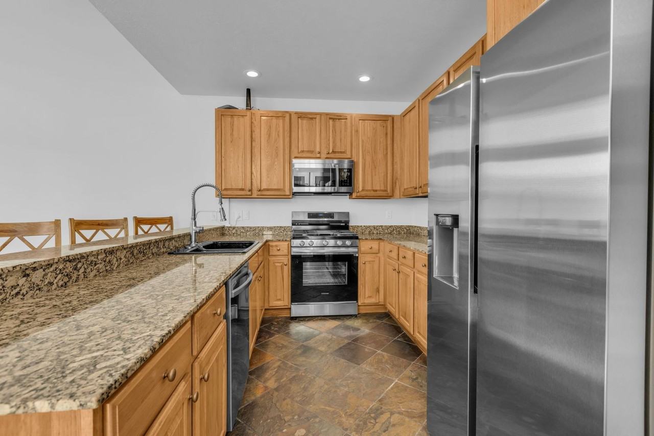 6749 N 2200 W #B304 - Photo 7 of 25