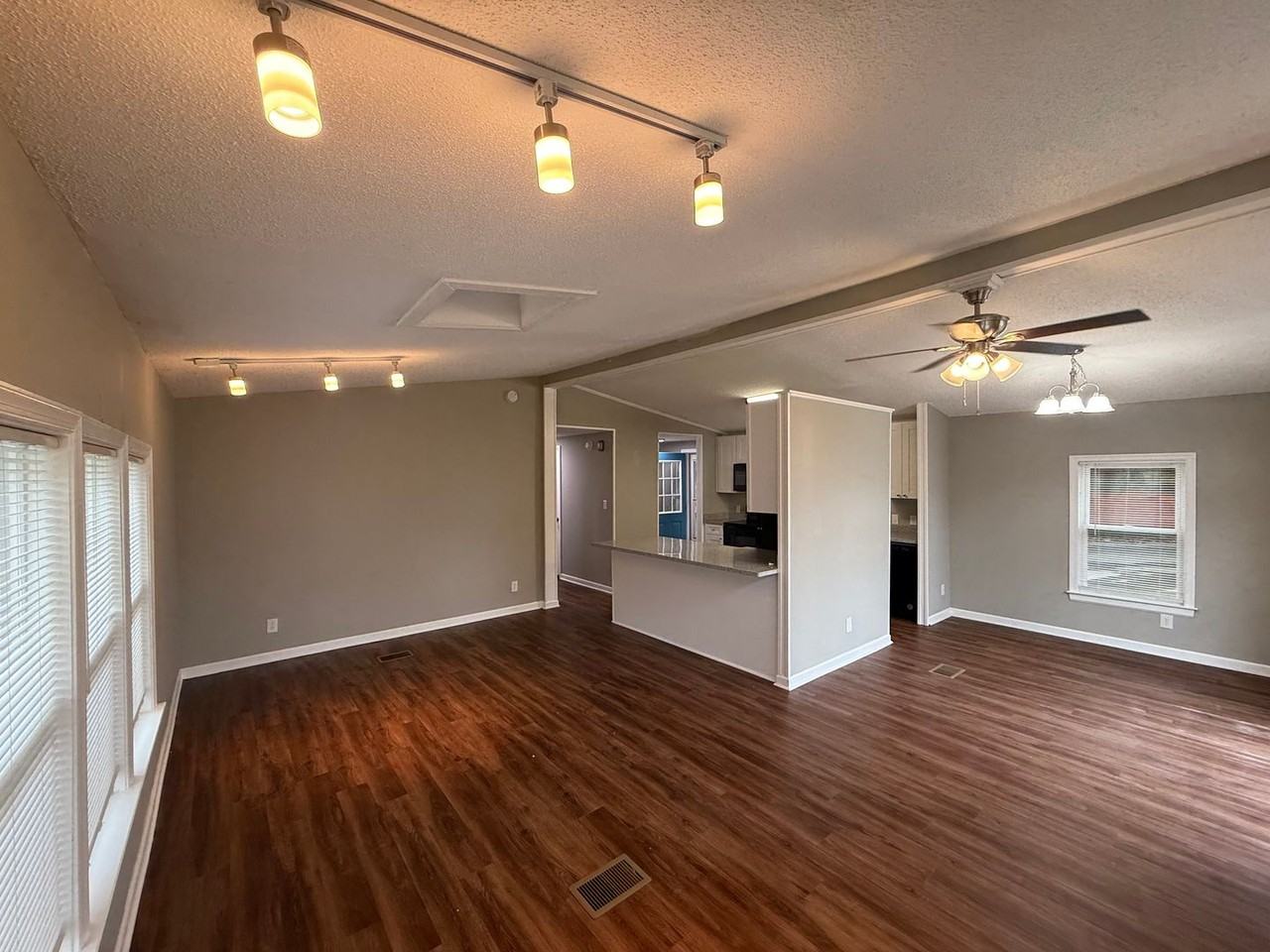 2211 Circlestone Ct - Photo 7 of 18