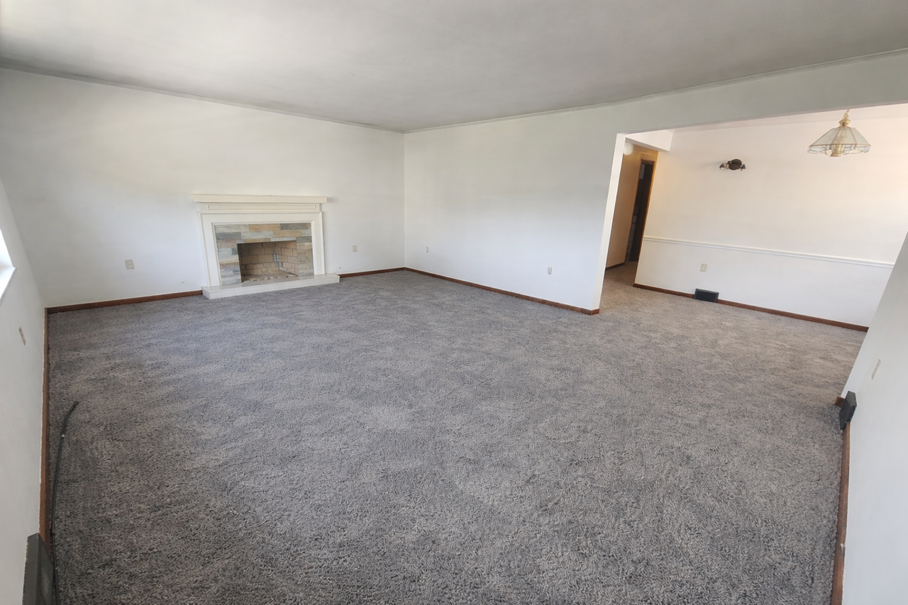 21 21 Chalftone Avenue - Photo 6 of 17