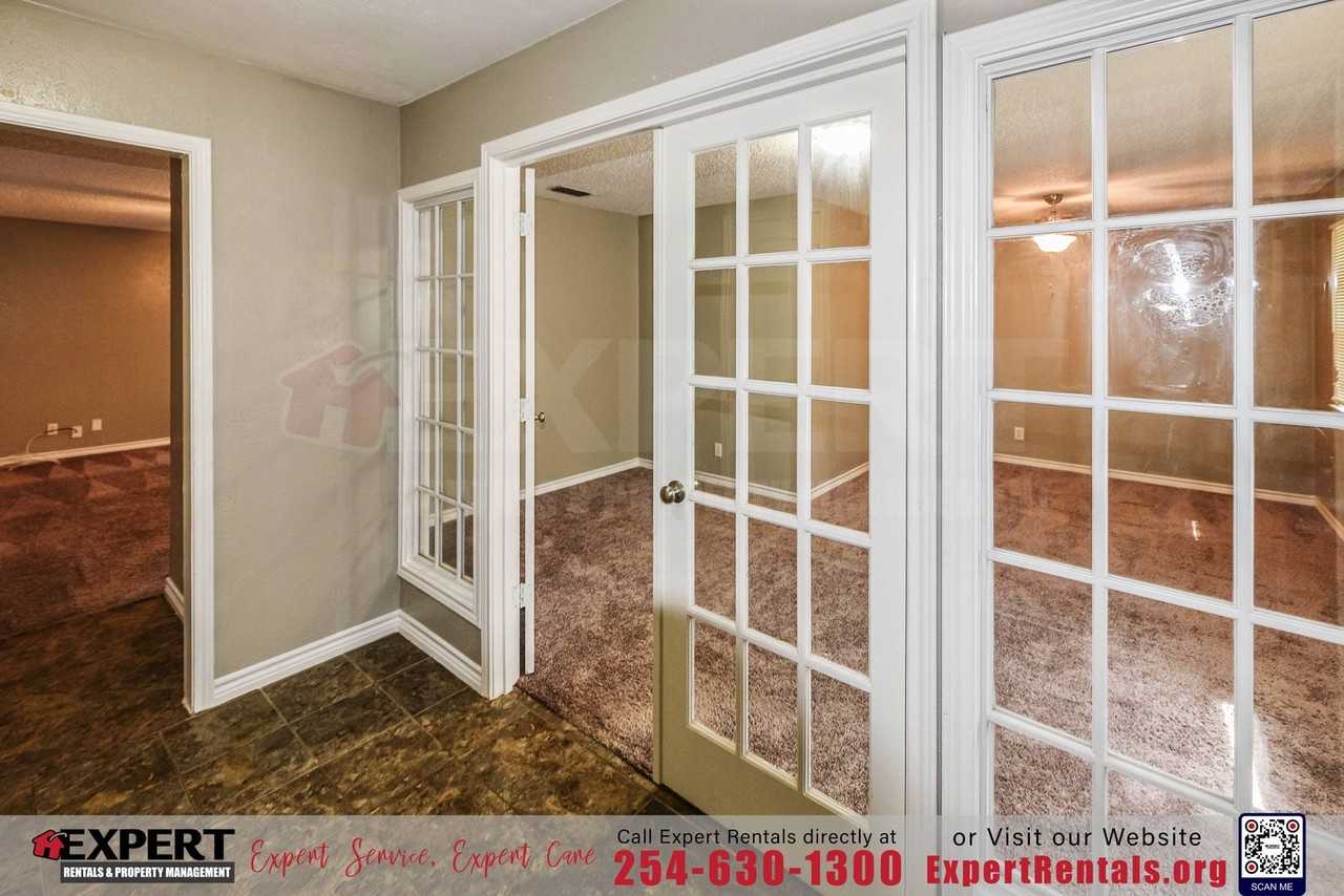 1307 Linda Spur - Photo 4 of 21