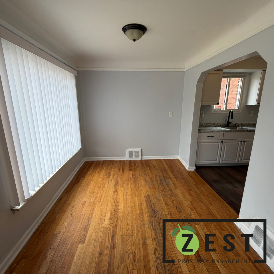 12923 Mansfield St - Photo 3 of 15