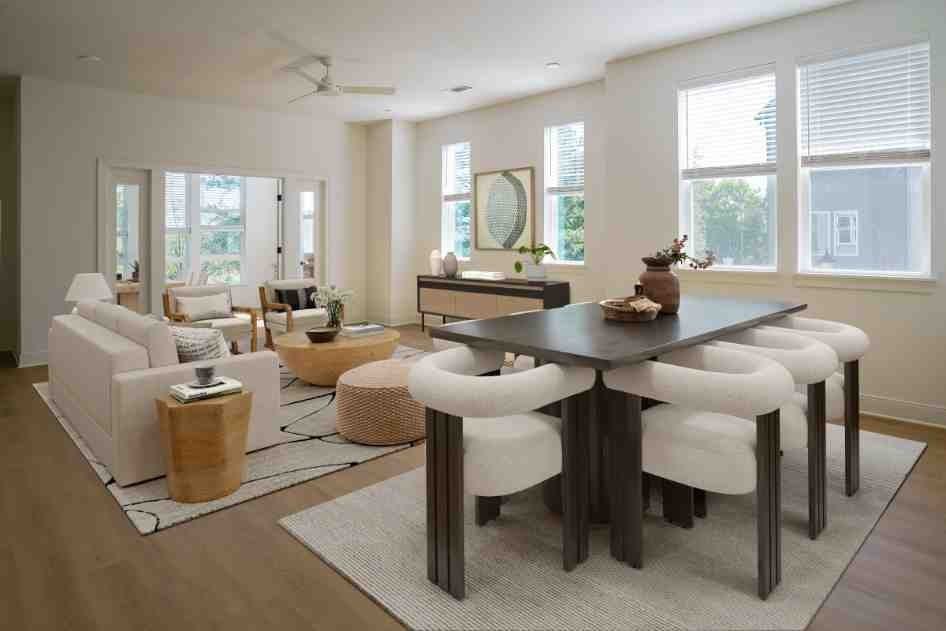 Ballantyne Townhomes at Elm - Photo 3 of 6