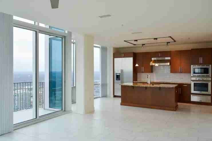 The VUE Charlotte On 5th - Photo 3 of 50