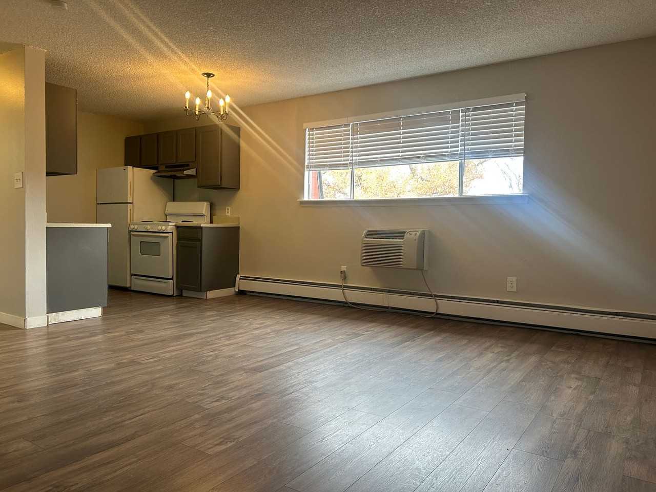 751 W Prentice Ave - Photo 2 of 14