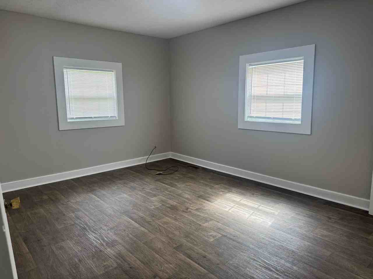 1295 Baileyton Main St - Photo 4 of 7