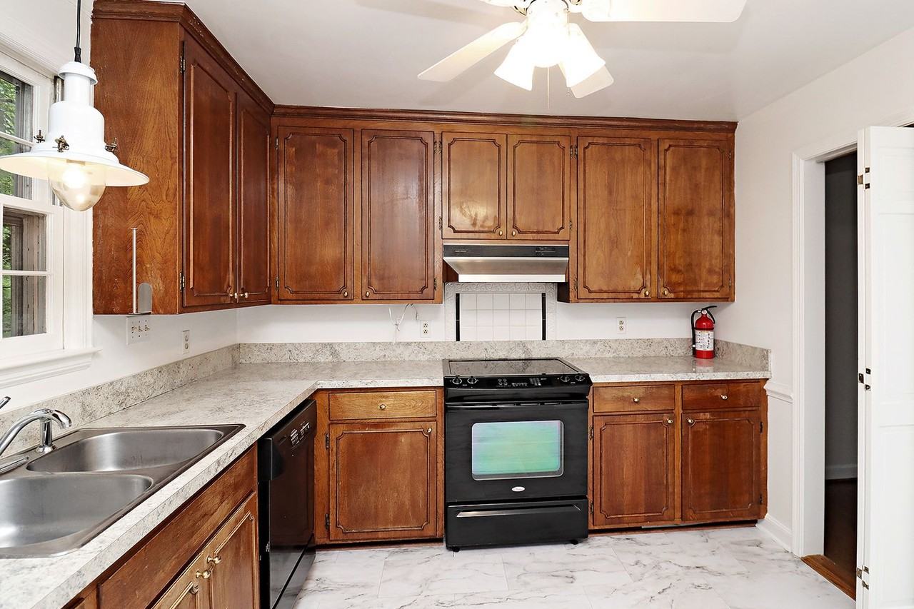 106 Marie Pl - Photo 4 of 22