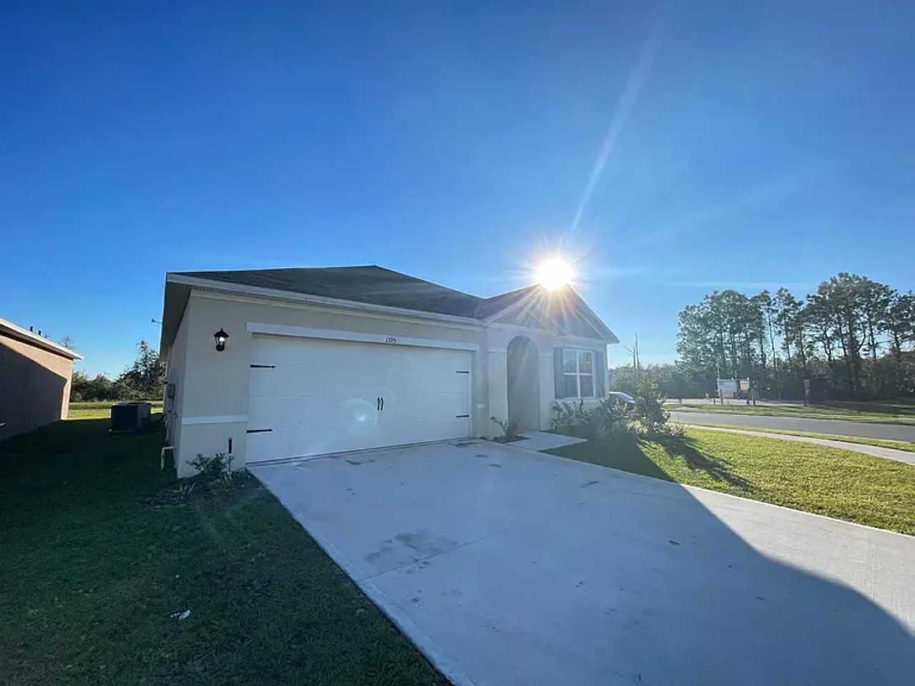 1395 Fox Squirrel Dr - Photo 5 of 19