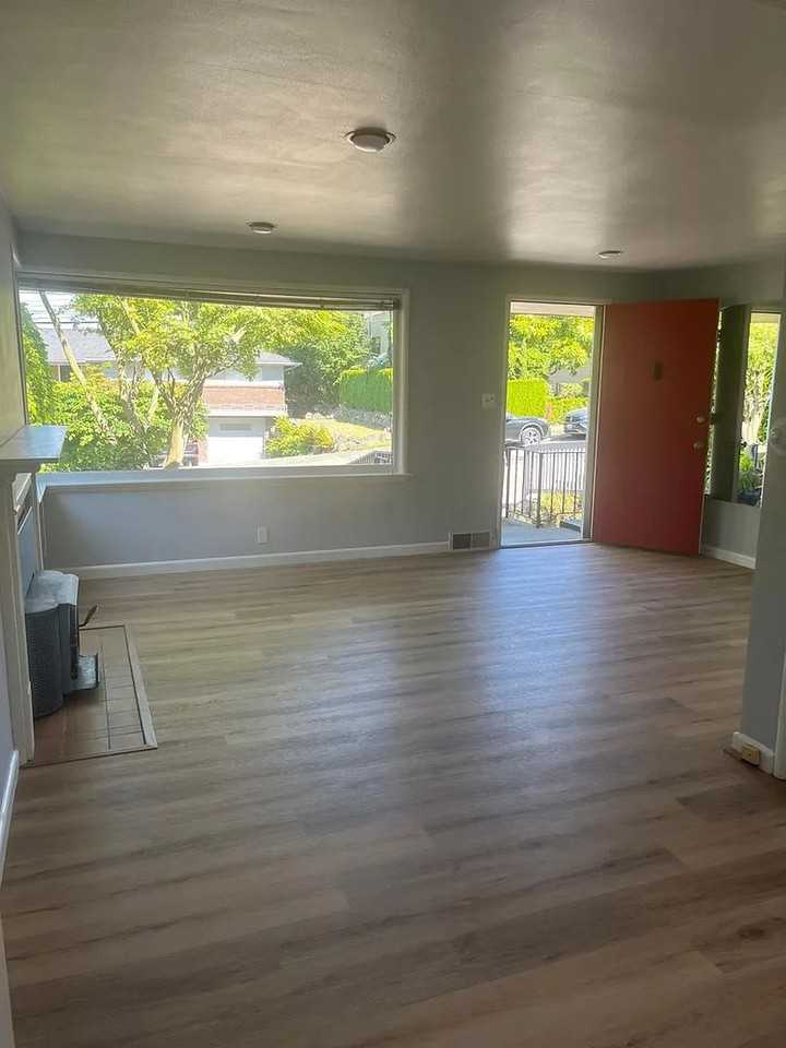 4421 29th Ave W - Photo 2 of 17