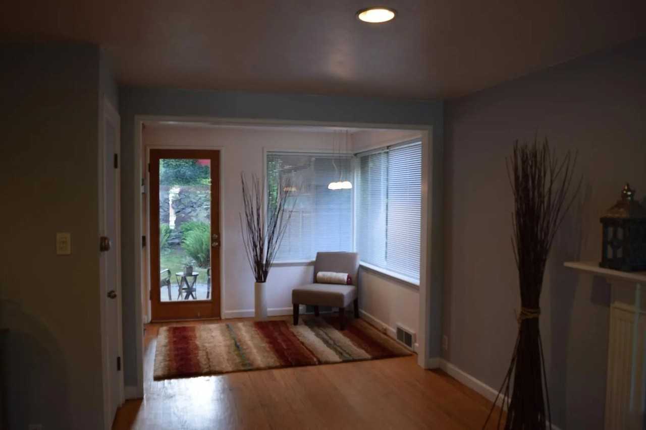 4421 29th Ave W - Photo 7 of 17