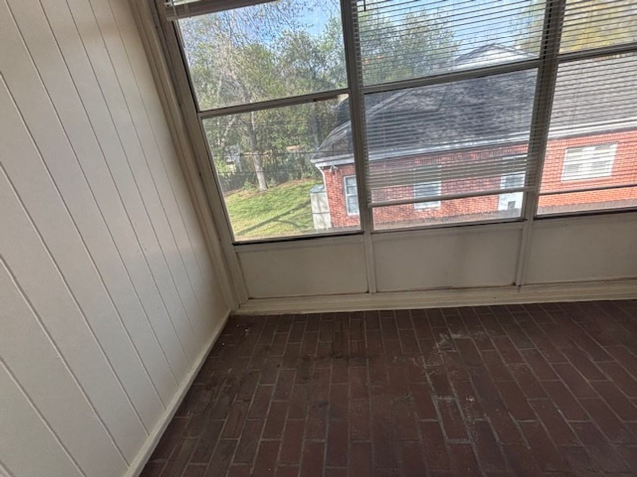 2250 15th St #8 - Photo 6 of 15