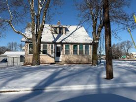 119 1st Ave Ne - Photo 1 of 1