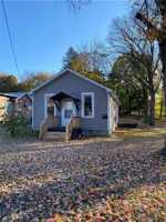 featured image of 1004 N Jefferson St