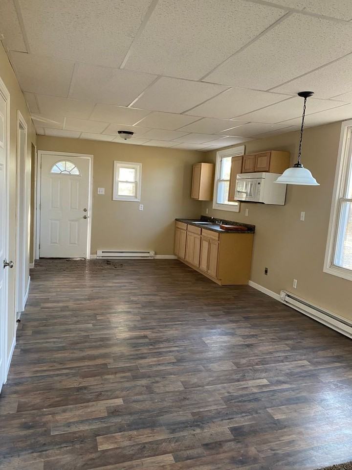 1004 N Jefferson St - Photo 5 of 6