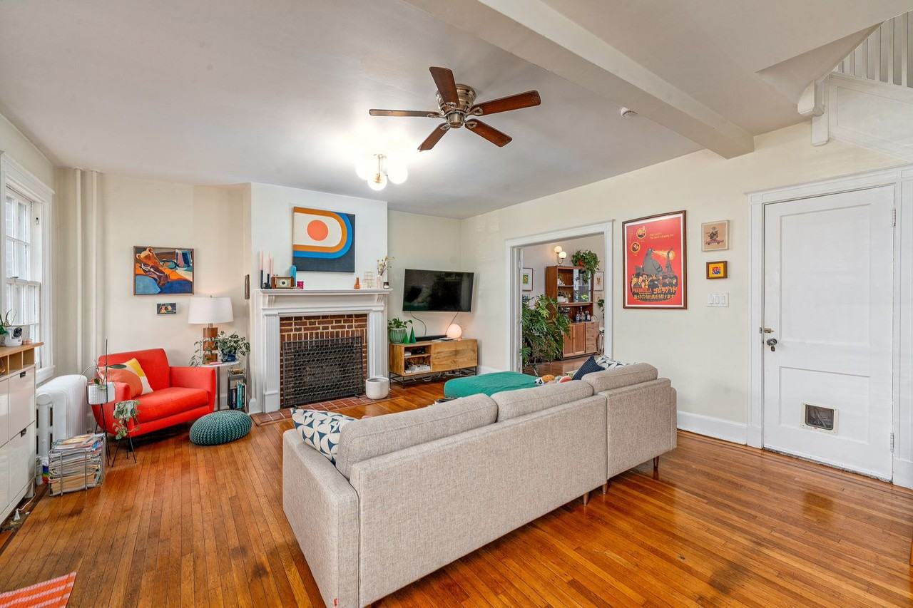 3421 University Pl - Photo 3 of 33