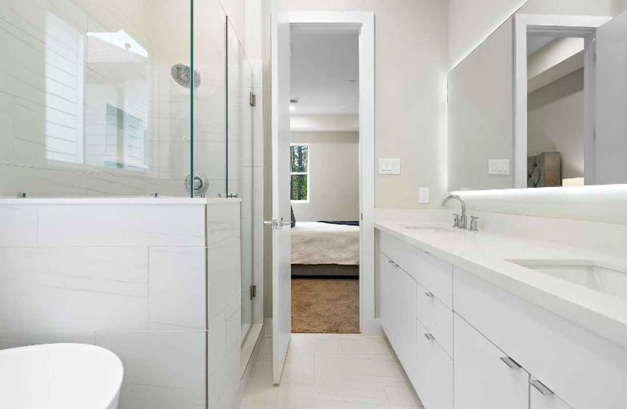 8318 Curry Rd - Photo 7 of 11